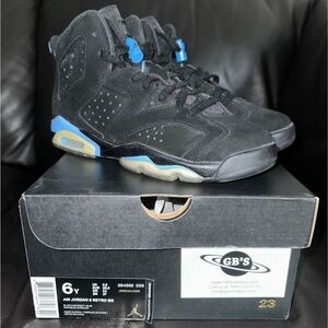 Air Jordan 6 UNC